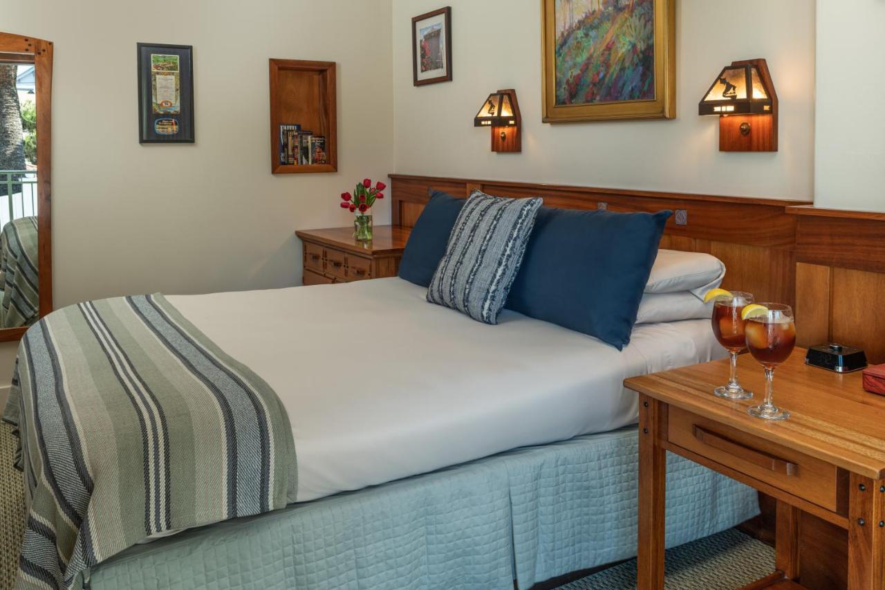 The Avalon Hotel In Catalina Island Exterior photo